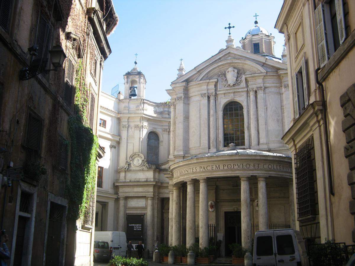 Charming Navona Pensión
